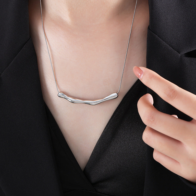 Women Asymmetric Niche Necklace