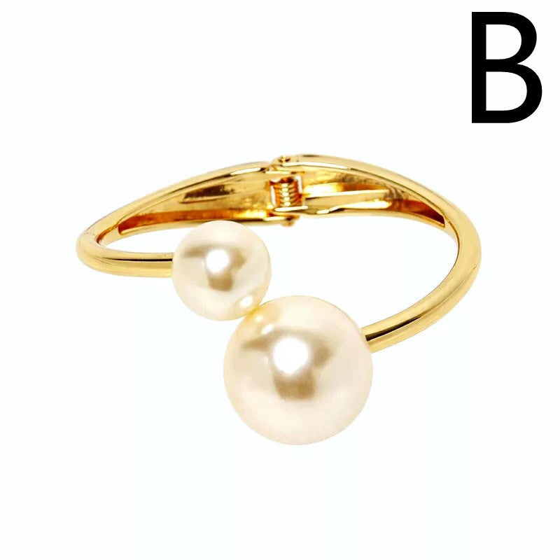 Women Double Pearl Bracelet