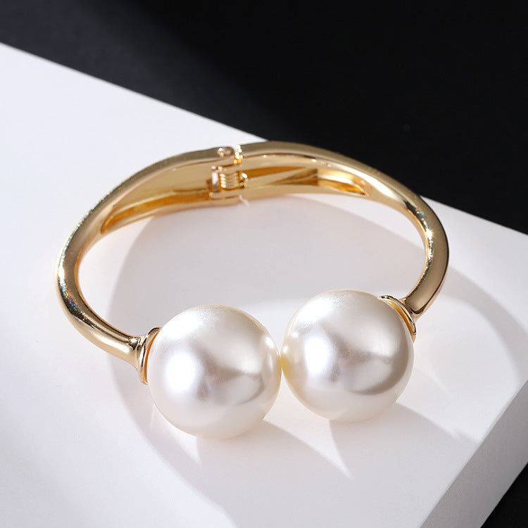 Women Double Pearl Bracelet