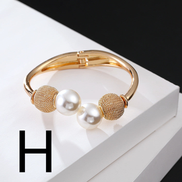 Women Double Pearl Bracelet