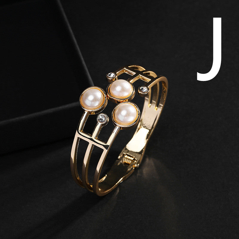 Women Double Pearl Bracelet